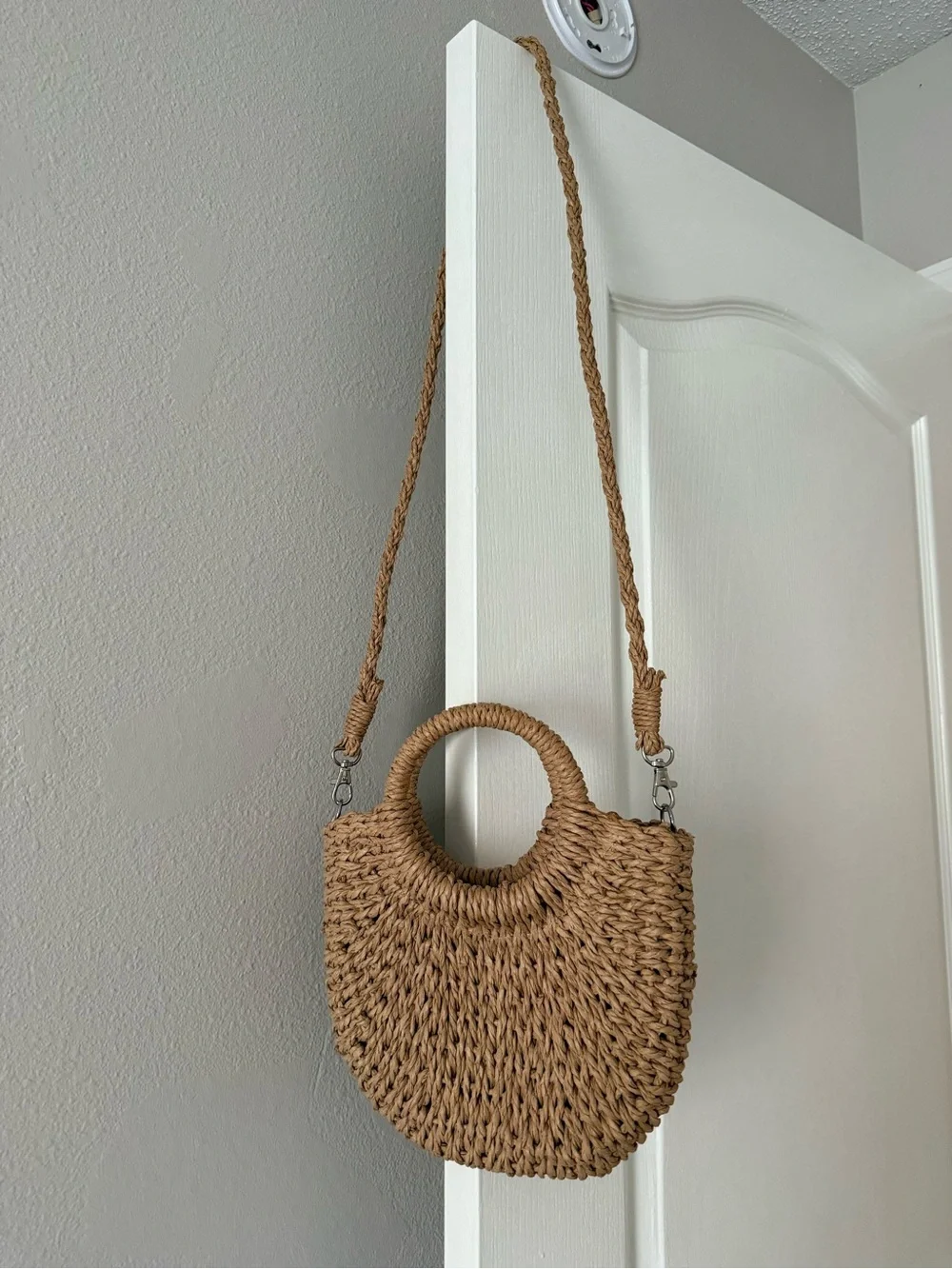 Woven Straw Circle-Handle Crossbody Bag - Tan